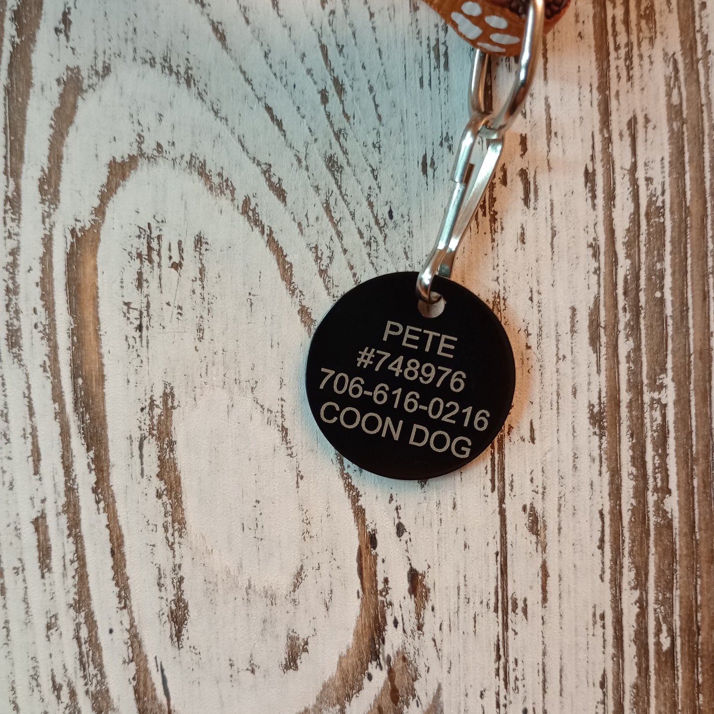Black Round Pet Tag