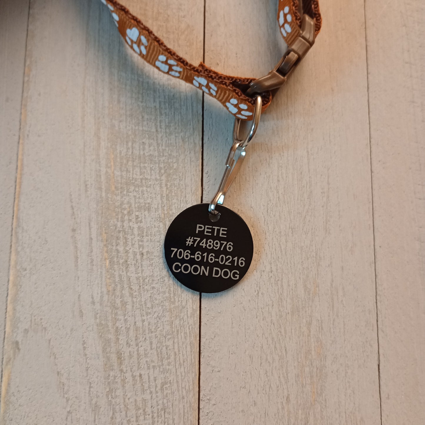 Black Round Pet Tag
