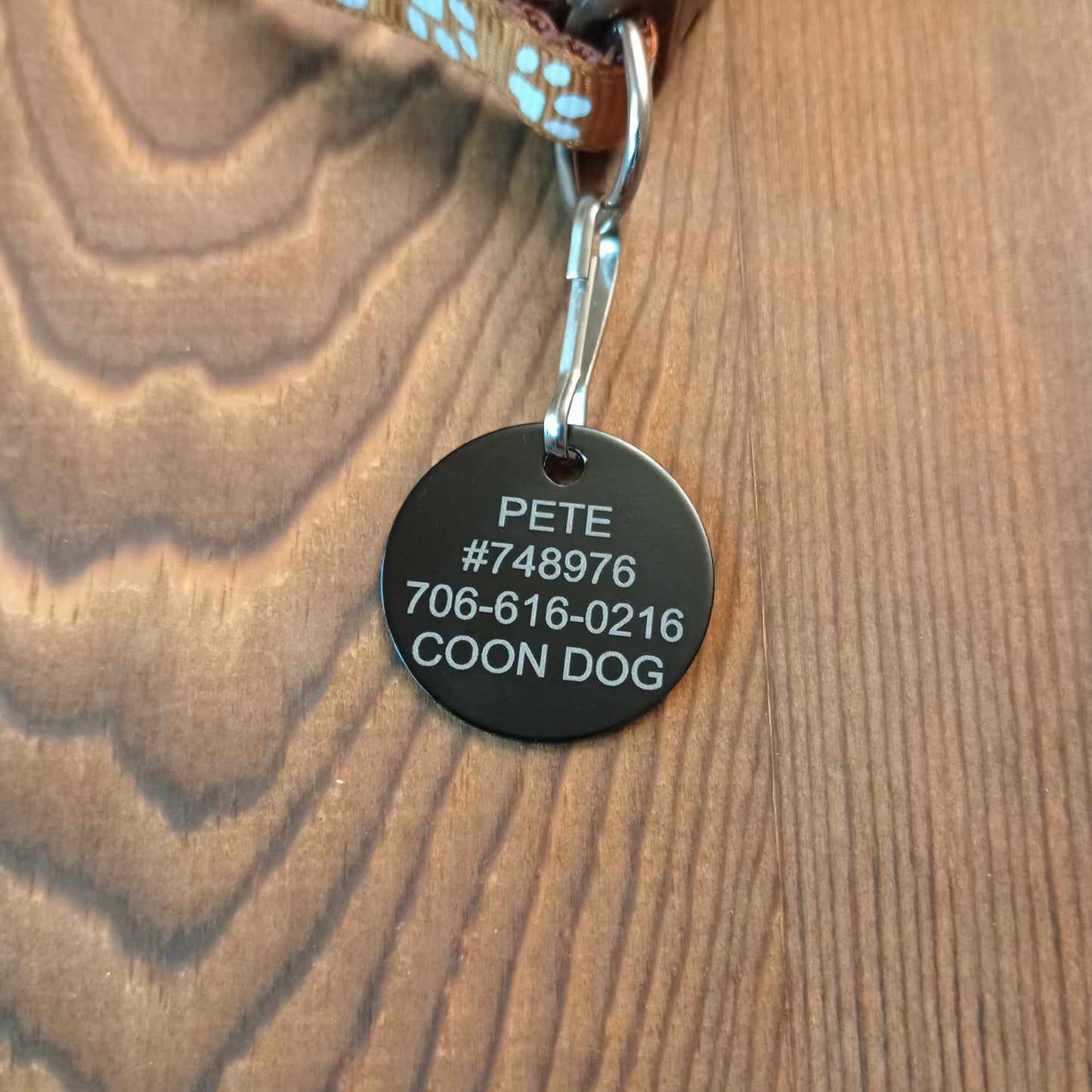 Black Round Pet Tag