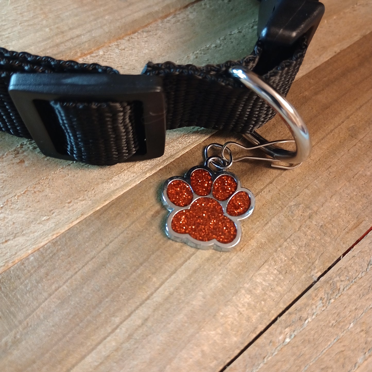 Red Glitter Paw Pet Tag (1 inch)