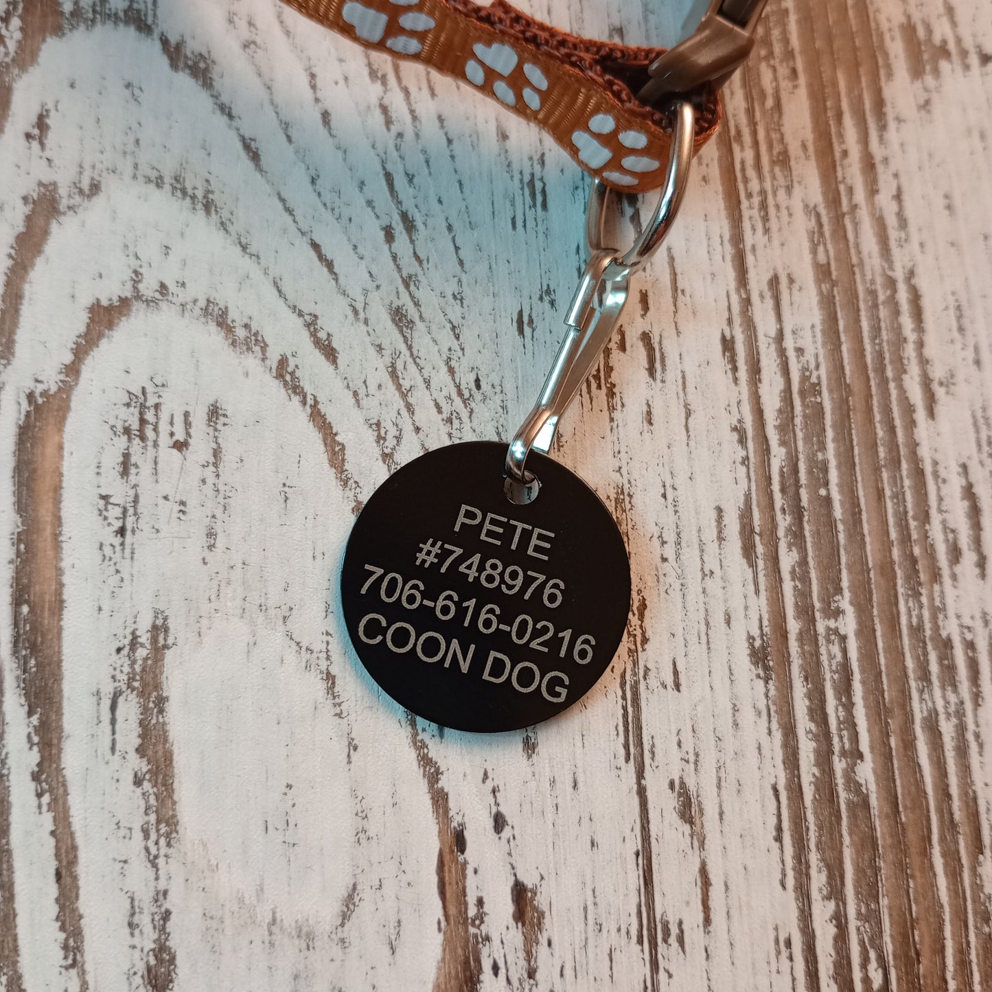 Black Round Pet Tag