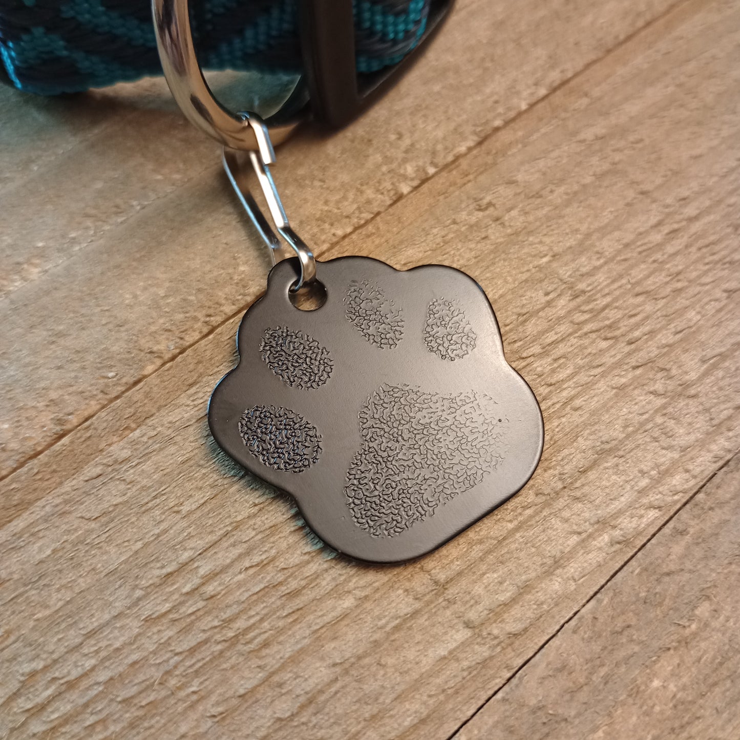 Black Large Paw Pet Tag (1.4 inch)