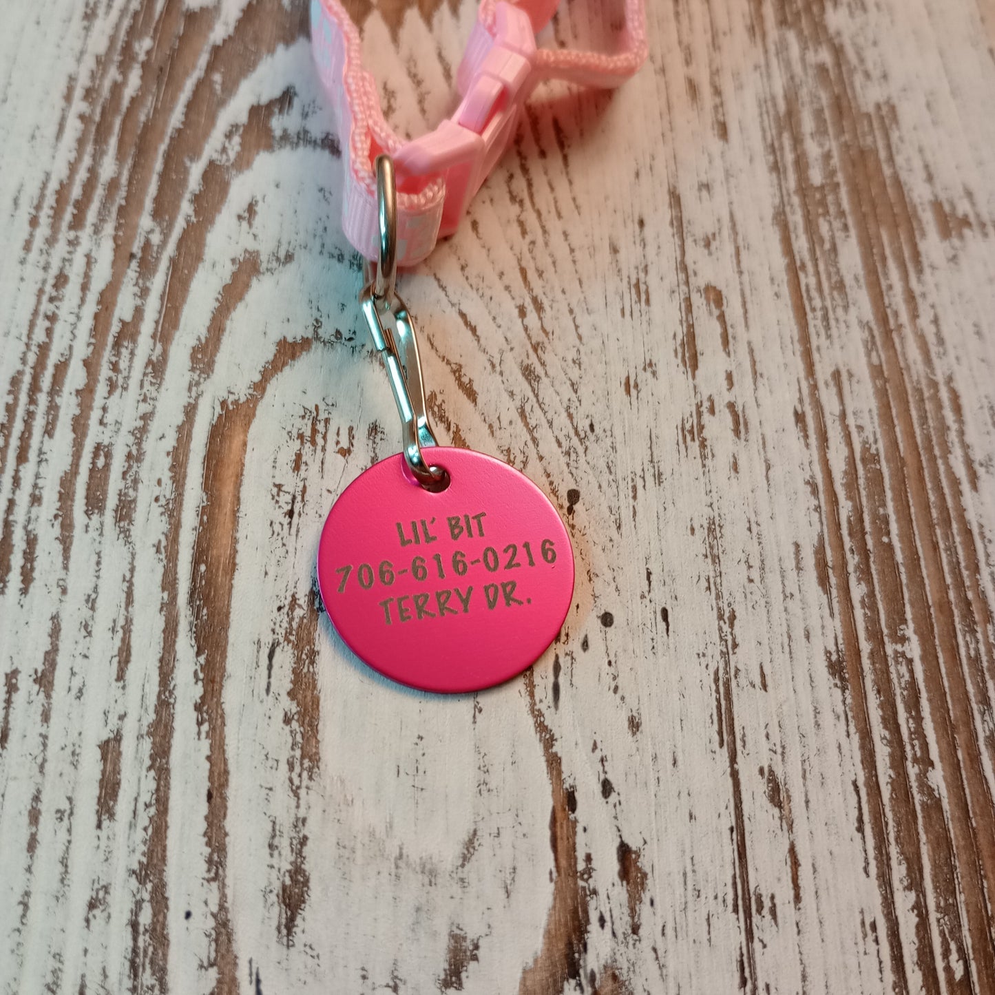 Dark Pink Round Pet Tag